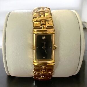 Vintage Ladies Bulova Gold Tone Watch Model 97S86